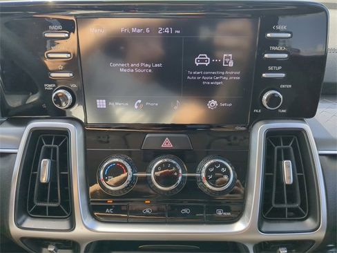 Used 2021 Kia Sorento LX image 22