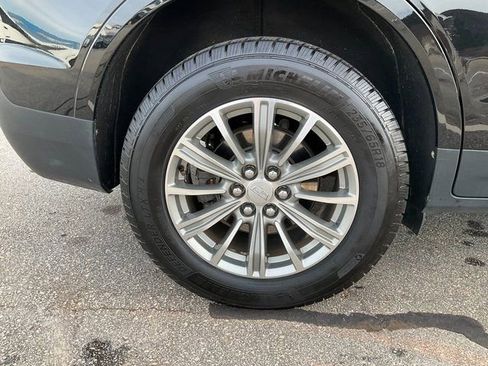 Used 2017 Cadillac XT5 Luxury w/ Driver Awareness Package image 27