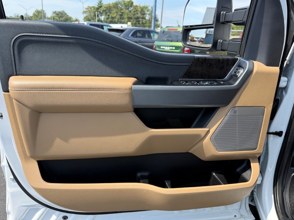 Used 2024 Ford F250 Lariat w/ Sport Appearance Package AWD/4WD image 13