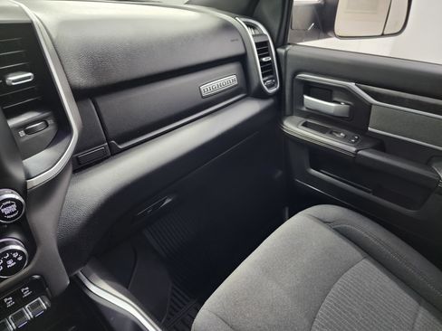 Used 2021 RAM 2500 Big Horn w/ Night Edition image 12