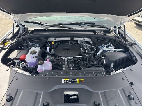 New 2026 Jeep Grand Cherokee Limited AWD/4WD image 17