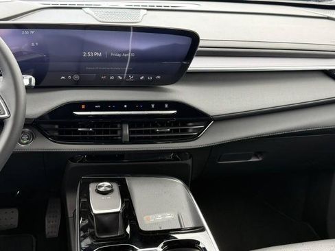 New 2026 Buick Enclave Sport Touring FWD image 29