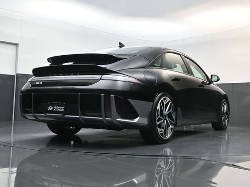 Used 2023 Hyundai Ioniq 6 SEL RWD image 24