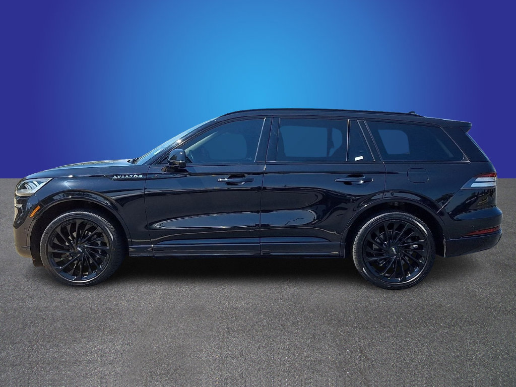 Used 2023 Lincoln Aviator Reserve w/ Equipment Group 201A AWD/4WD image 7