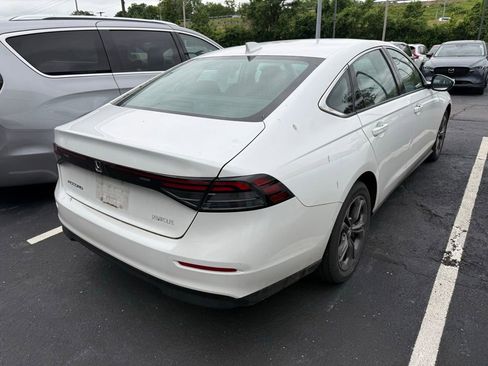 Certified 2023 Honda Accord EX image 6
