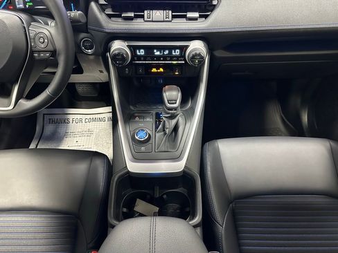 Used 2025 Toyota RAV4 XSE w/ Weather Package image 39