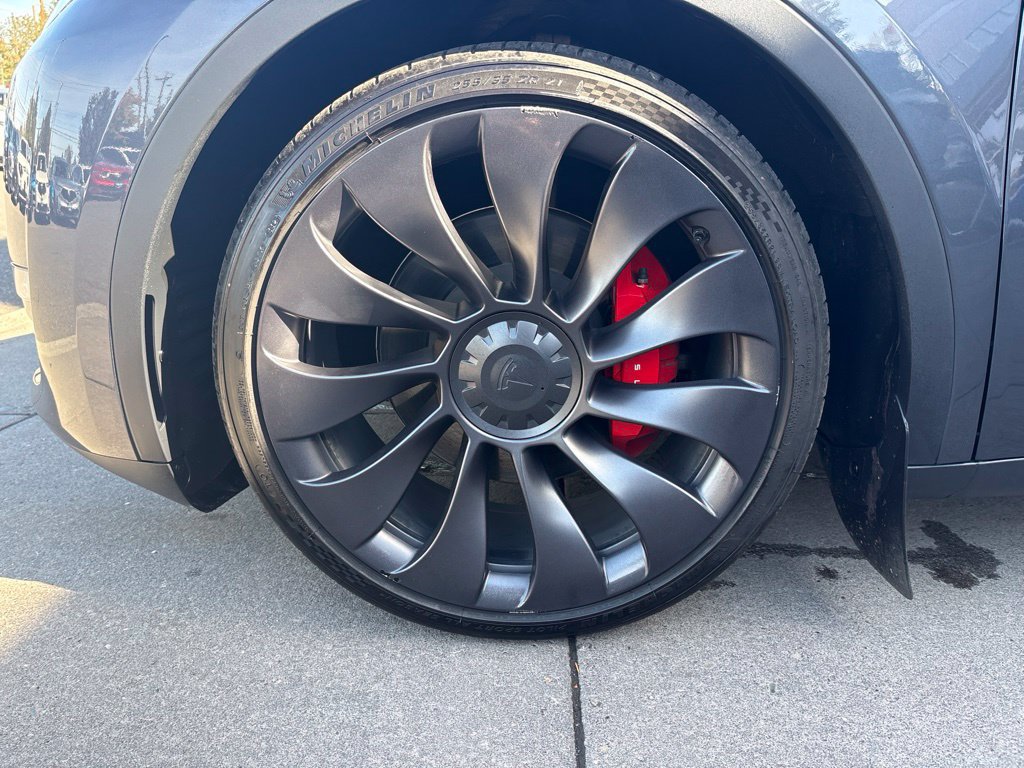 Used 2023 Tesla Model Y Performance AWD/4WD image 12