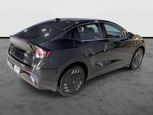 New 2026 Nissan Leaf w/ Floor Mat Package (S+) FWD image 4