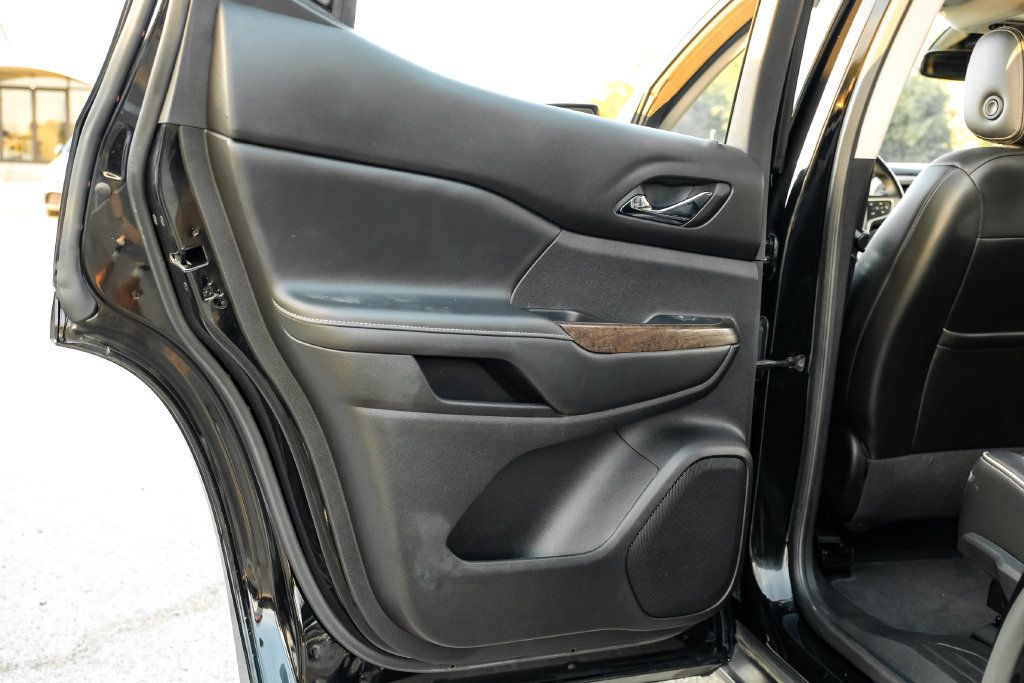 Used 2023 GMC Acadia Denali FWD image 44
