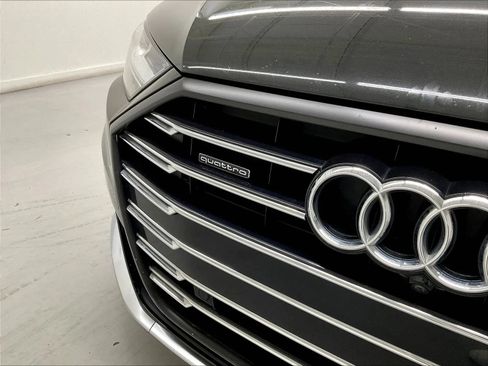 Used 2021 Audi A8 L 4.0T w/ Executive Plus Package AWD/4WD image 27