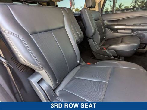 Used 2023 Ford Expedition Max XLT image 23
