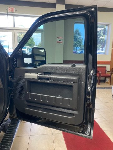 Used 2013 Ford F250 Lariat w/ Chrome Pkg RWD image 10