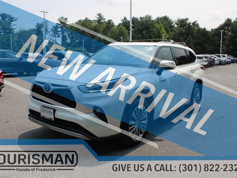 Used 2020 Toyota Highlander Platinum AWD/4WD image 5