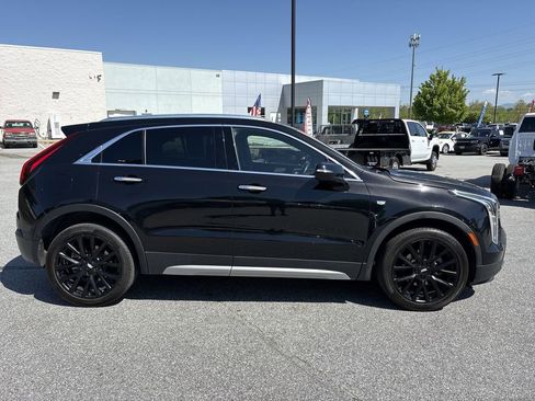 Used 2023 Cadillac XT4 Premium Luxury w/ Cold Weather Package AWD/4WD image 6