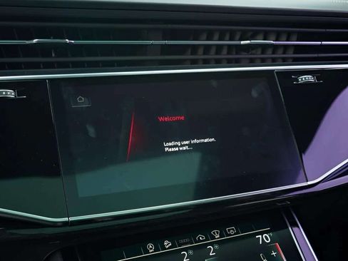 Used 2021 Audi RS Q8 w/ Luxury Package AWD/4WD image 25