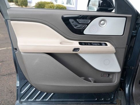 Used 2023 Lincoln Aviator Reserve w/ Equipment Group 201A image 23