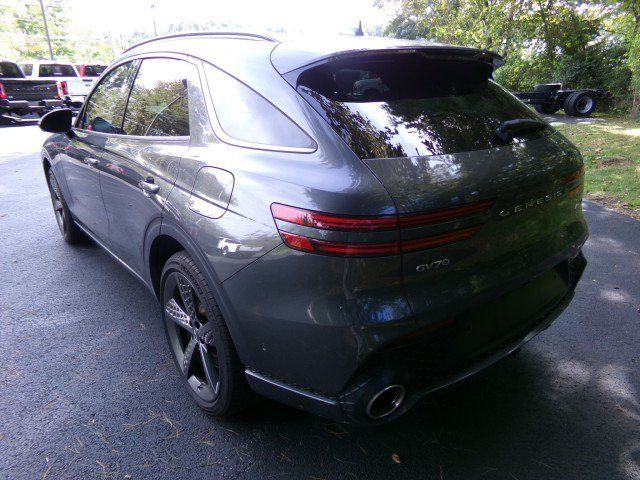 Used 2023 Genesis GV70 3.5T Sport w/ Sport Prestige Package AWD/4WD image 7