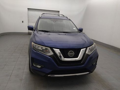 Used 2019 Nissan Rogue SV w/ Premium Package image 14