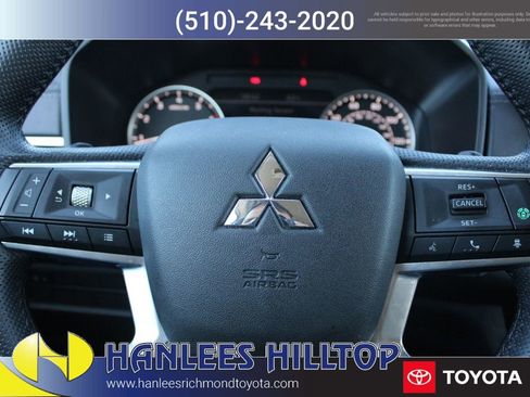 Used 2024 Mitsubishi Outlander SE image 28