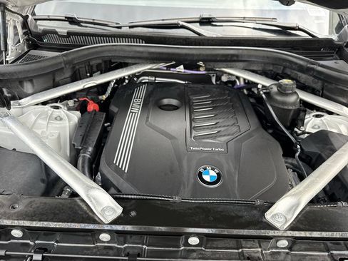 Used 2023 BMW X5 xDrive40i w/ M Sport Package AWD/4WD image 59