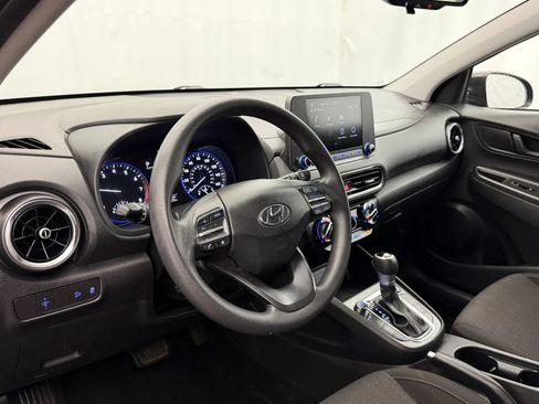 Used 2022 Hyundai Kona SEL w/ Cargo Package AWD/4WD image 9