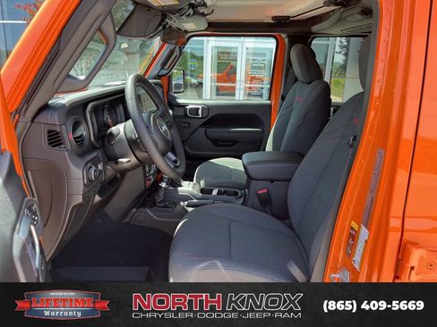 New 2026 Jeep Wrangler Unlimited Rubicon AWD/4WD image 2