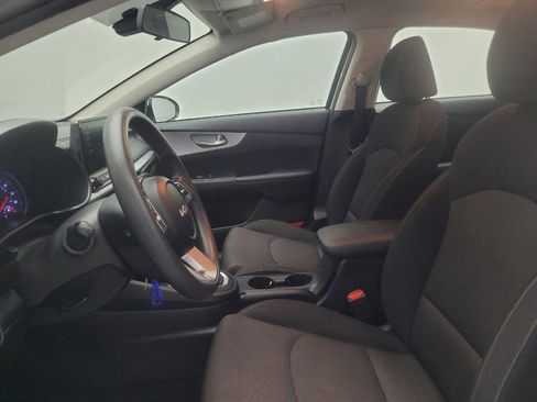 Used 2023 Kia Forte LXS FWD image 17