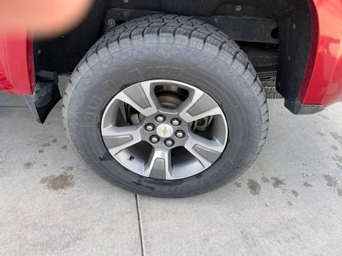 Used 2018 Chevrolet Colorado Z71 AWD/4WD image 19