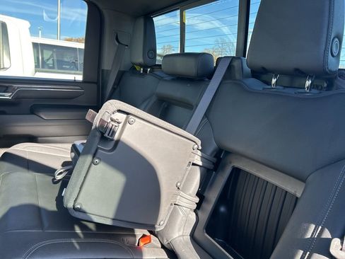 Used 2024 Chevrolet Silverado 2500 LTZ w/ LTZ Plus Package image 28