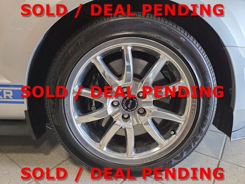 Used 2009 Ford Mustang Shelby GT500 RWD image 10