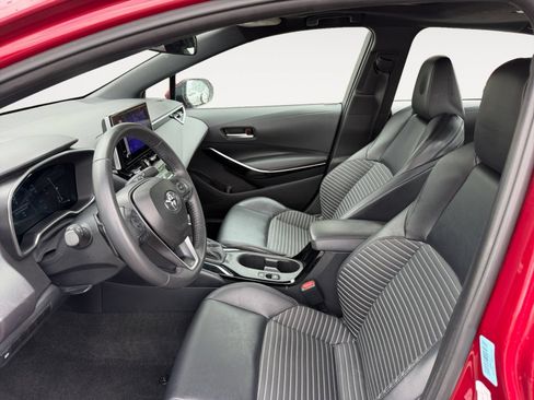 Used 2024 Toyota Corolla XSE FWD image 9