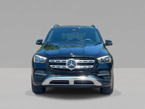 Used 2025 Mercedes-Benz GLE 350 4MATIC image 3
