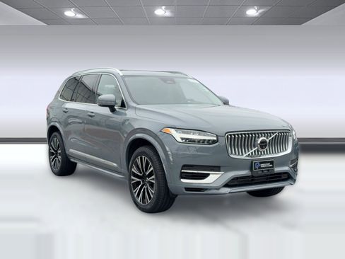 Certified 2023 Volvo XC90 T8 Plus w/ Protection Package Premier image 7