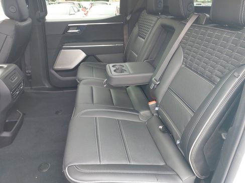 New 2025 GMC Sierra EV Denali image 14