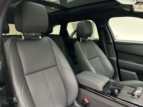 Certified 2026 Land Rover Range Rover Velar Dynamic SE AWD/4WD image 18