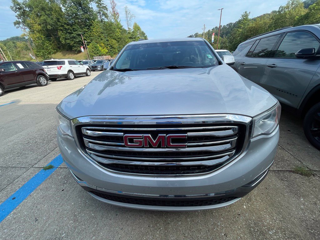 Used 2018 GMC Acadia SLT AWD/4WD image 2