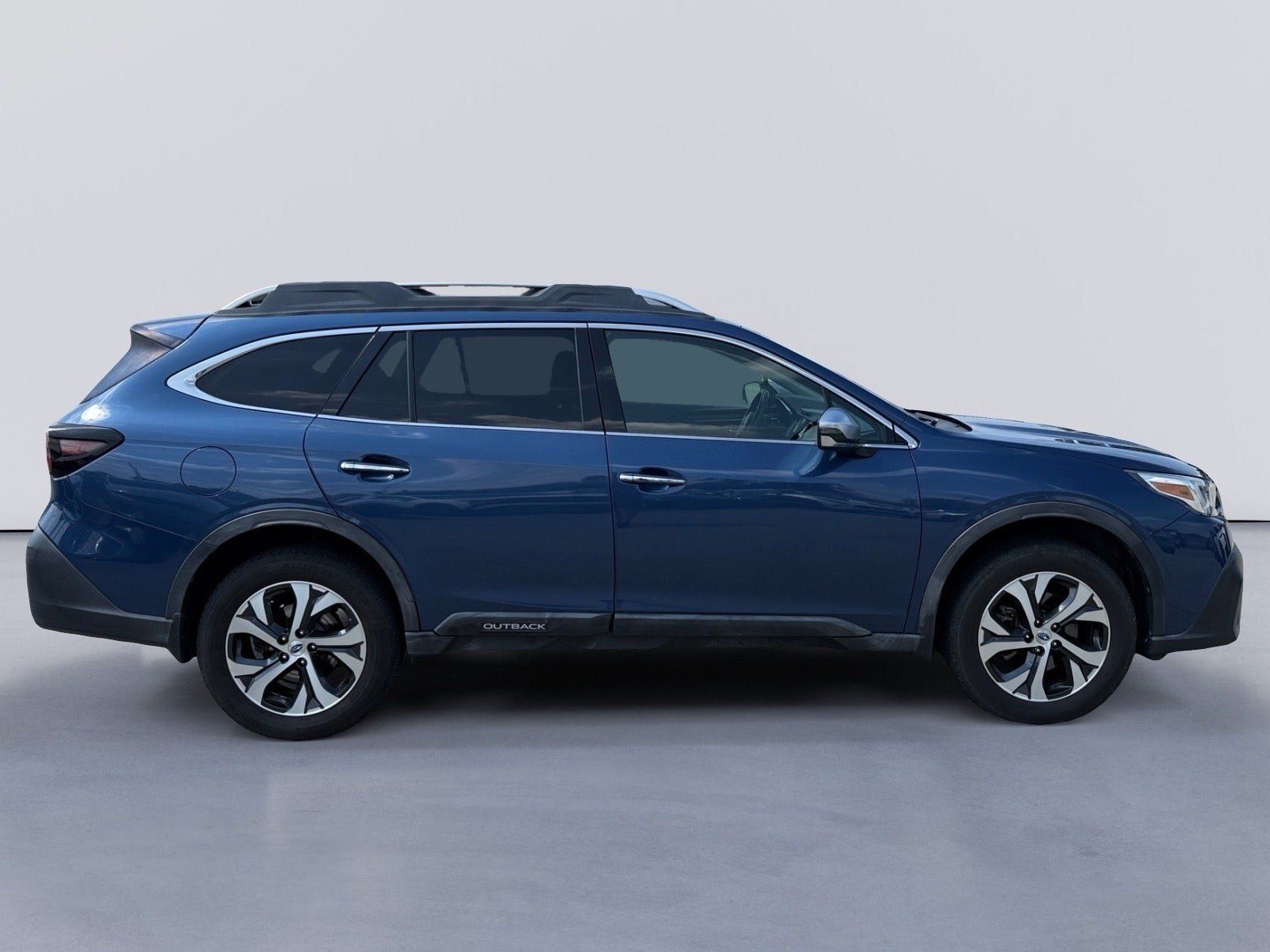 Used 2020 Subaru Outback Touring XT AWD/4WD image 6