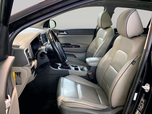Used 2019 Kia Sportage EX w/ EX Premium Package FWD image 7