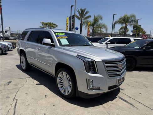 Used 2019 Cadillac Escalade Platinum AWD/4WD image 65