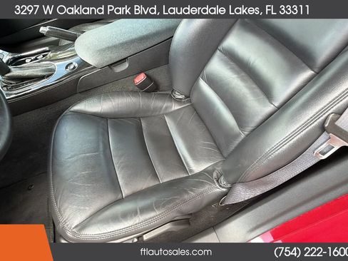 Used 2010 Chevrolet Corvette Coupe w/ 1LT RWD image 13