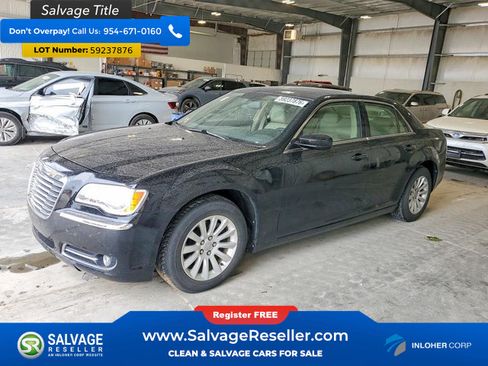 Used 2013 Chrysler 300 w/ Driver Convenience Group RWD image 1