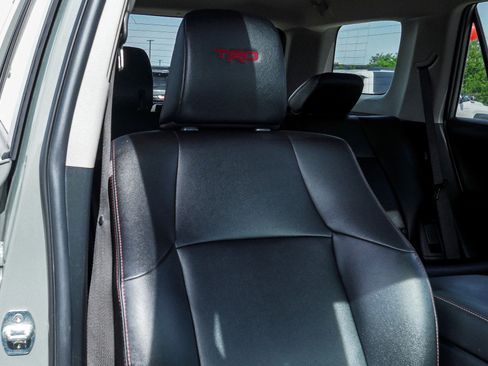 Certified 2023 Toyota 4Runner TRD Off-Road Premium w/ Moonroof Package AWD/4WD image 26