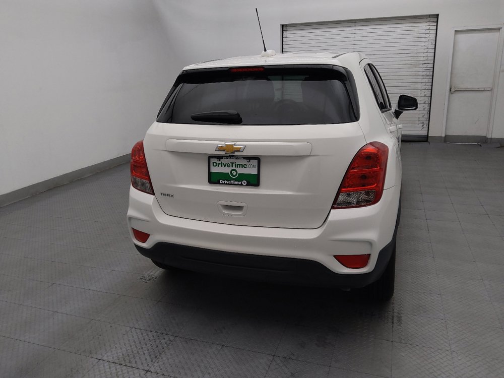Used 2021 Chevrolet Trax LS w/ Tint and Cruise Package FWD image 7
