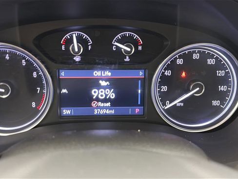 Used 2023 Buick Enclave Essence w/ Experience Buick Package AWD/4WD image 16