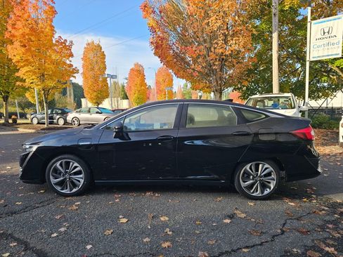 Used 2019 Honda Clarity Plug-In Hybrid image 4