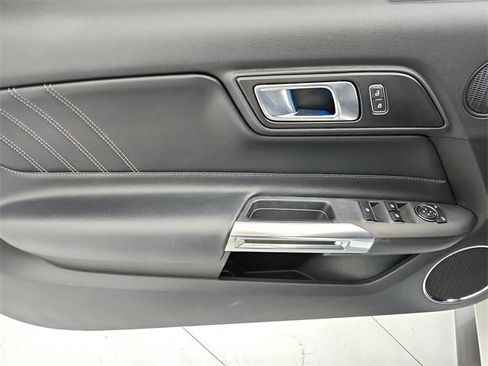 Used 2020 Ford Mustang GT Premium image 35