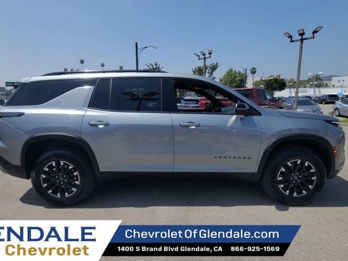 Certified 2025 Chevrolet Traverse Z71 AWD/4WD image 9