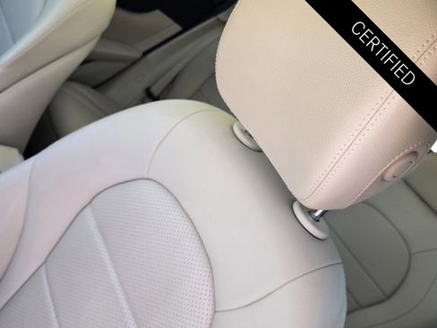 Certified 2022 Mercedes-Benz GLC 300 image 23