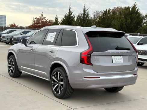 New 2026 Volvo XC90 B6 Core image 5