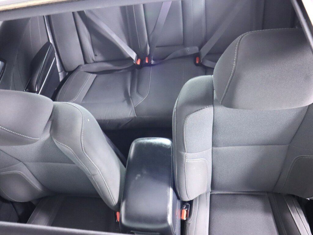 Used 2019 Dodge Charger SXT RWD image 24